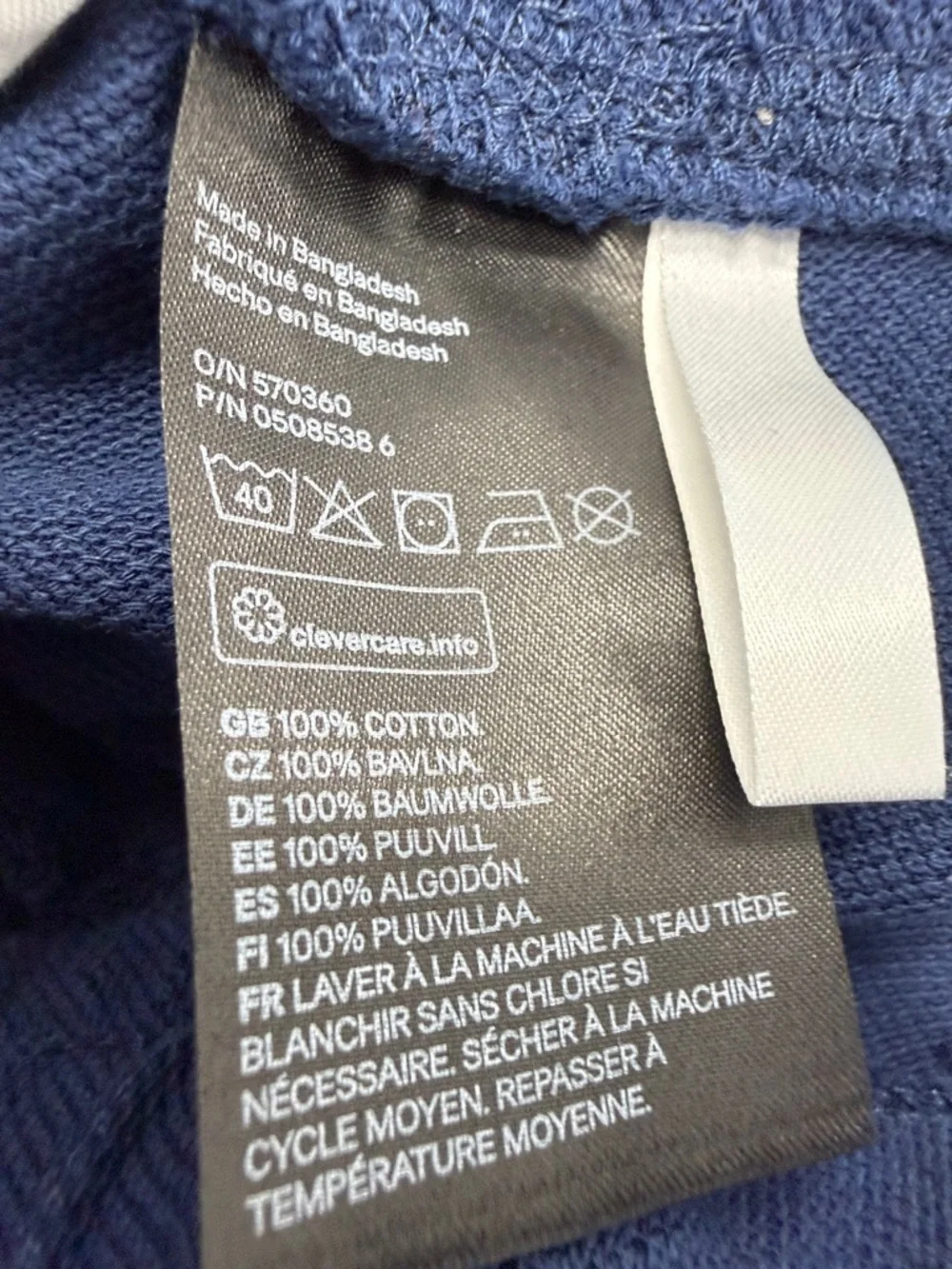 H & M Classic Kids Navy Sweatpants/Joggers with 'A' Patch size 3-4 with pockets